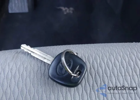 2015 Toyota Corolla Le z USA, uszkodzony, nr VIN 2T1BURHEXFC245971